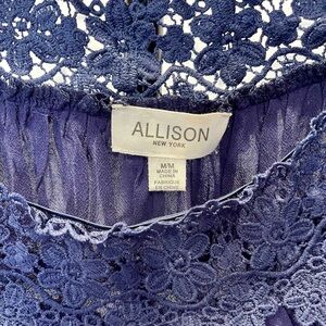 Allison New York Lace top in Blue